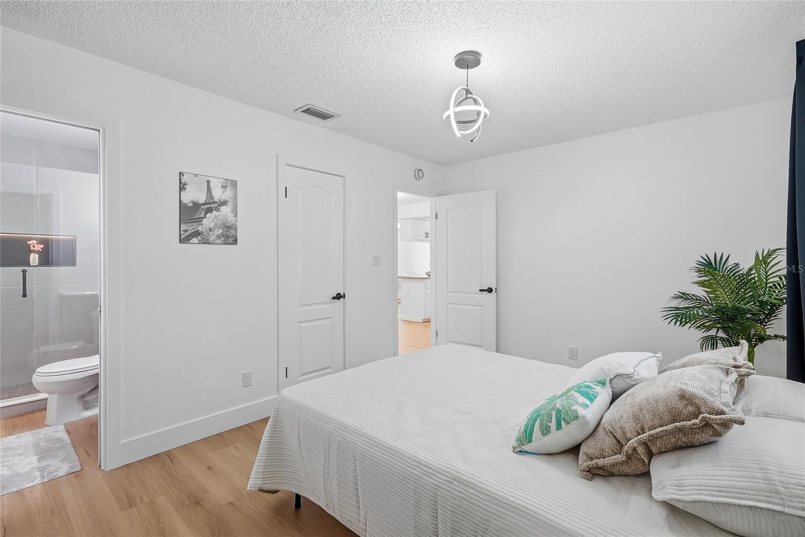 BROOKHILL - Residential