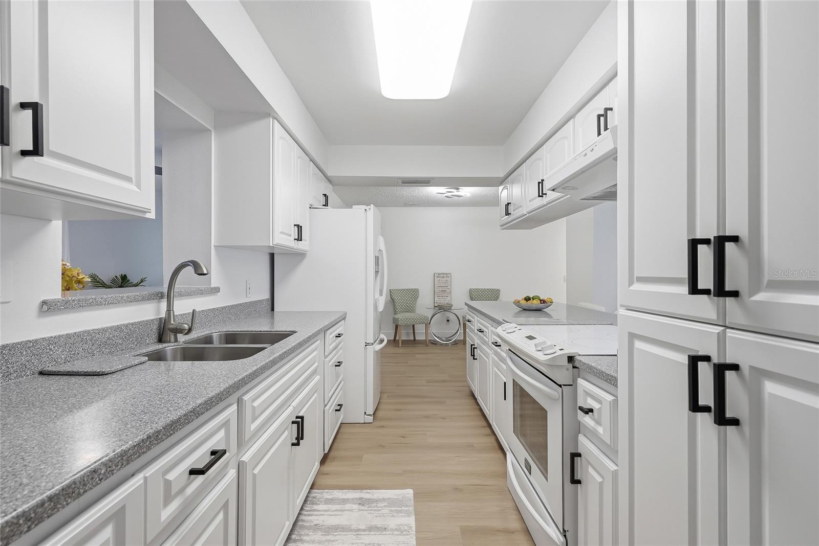 BROOKHILL - Residential