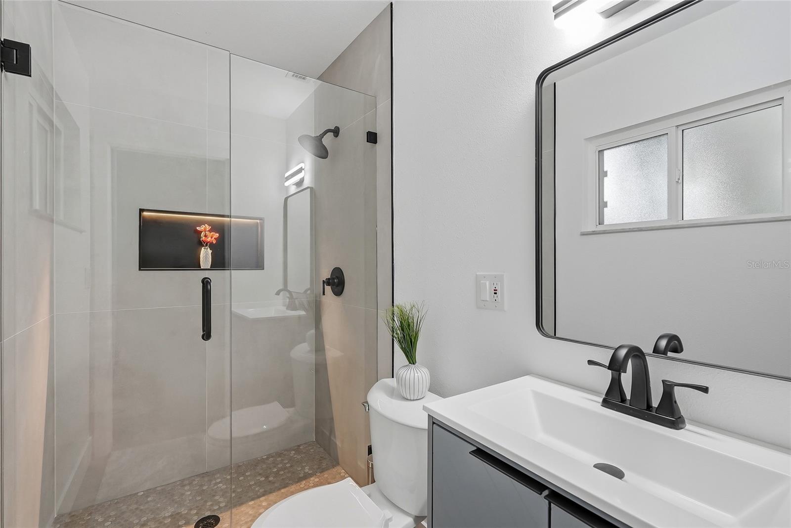BROOKHILL - Residential