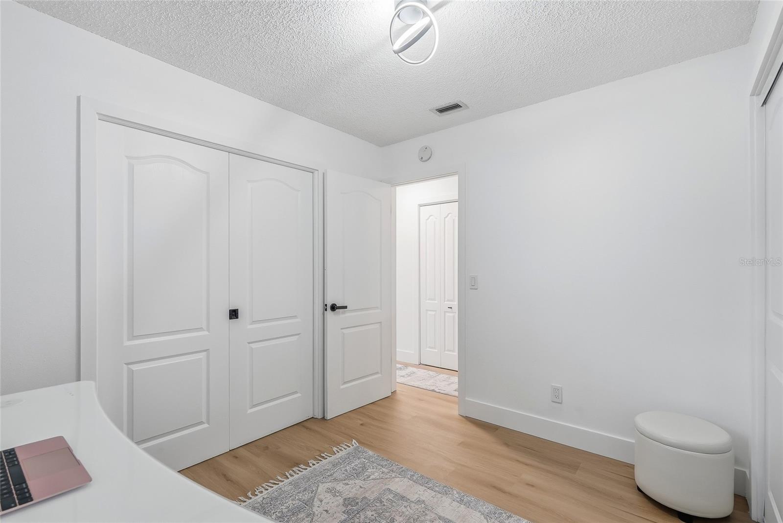 BROOKHILL - Residential