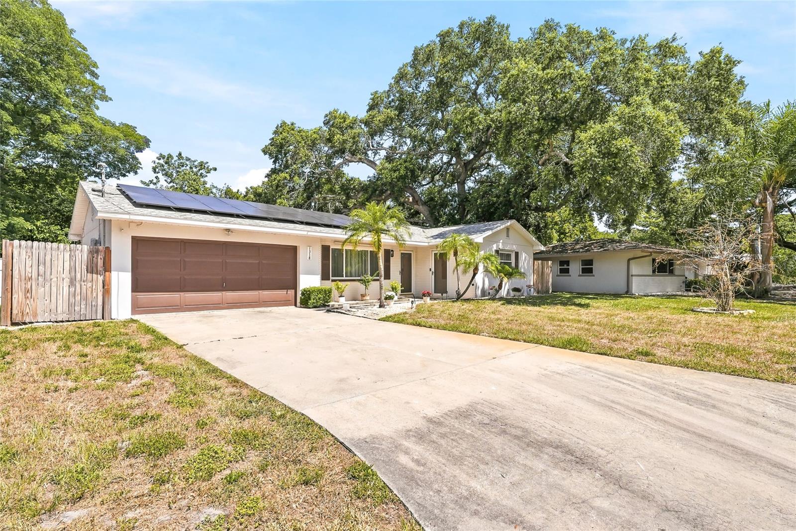 BROOKHILL - Residential