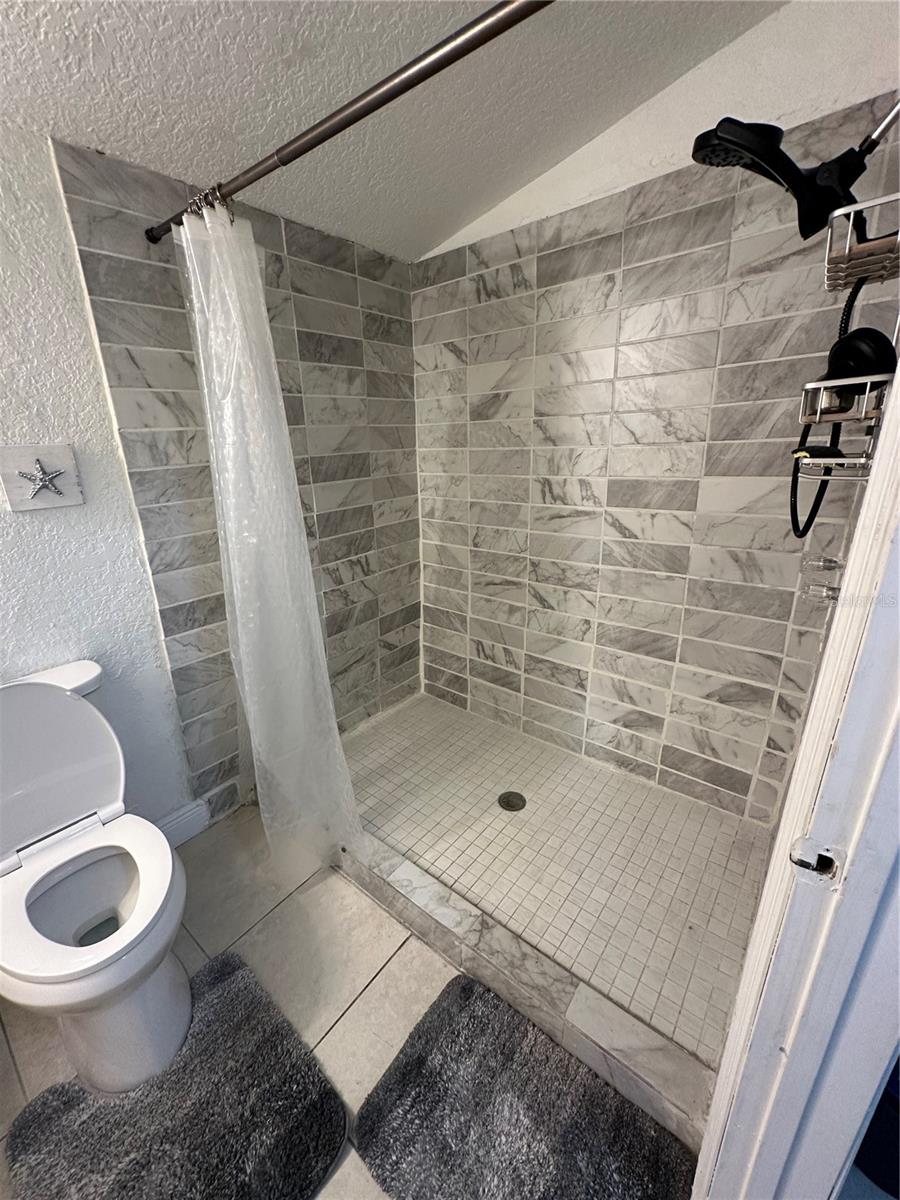 EAST DALE ACRES REP - Residential Lease