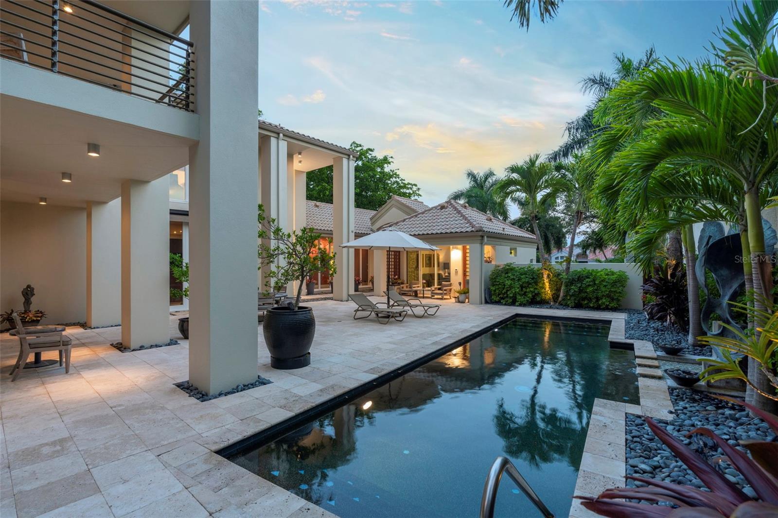 WESTON POINTE - Residential