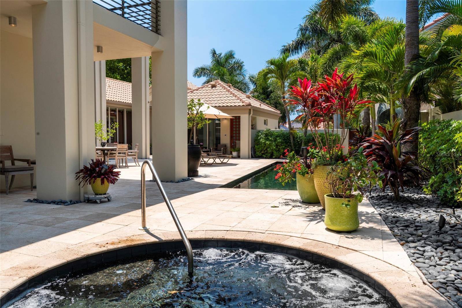 WESTON POINTE - Residential