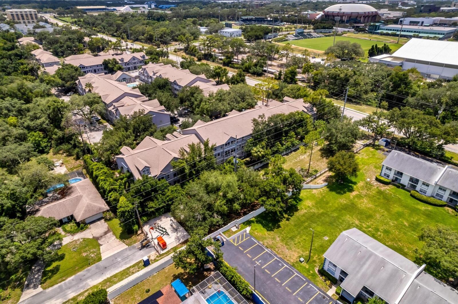 SUNRIDGE OF TAMPA BAY A CONDOM - Residential
