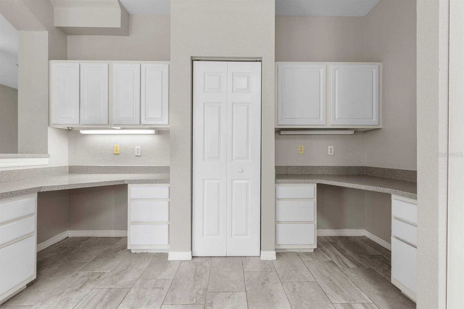 SUNRIDGE OF TAMPA BAY A CONDOM - Residential