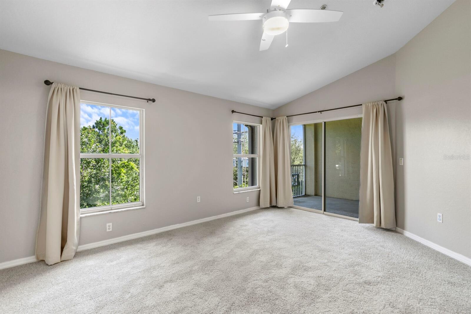 SUNRIDGE OF TAMPA BAY A CONDOM - Residential