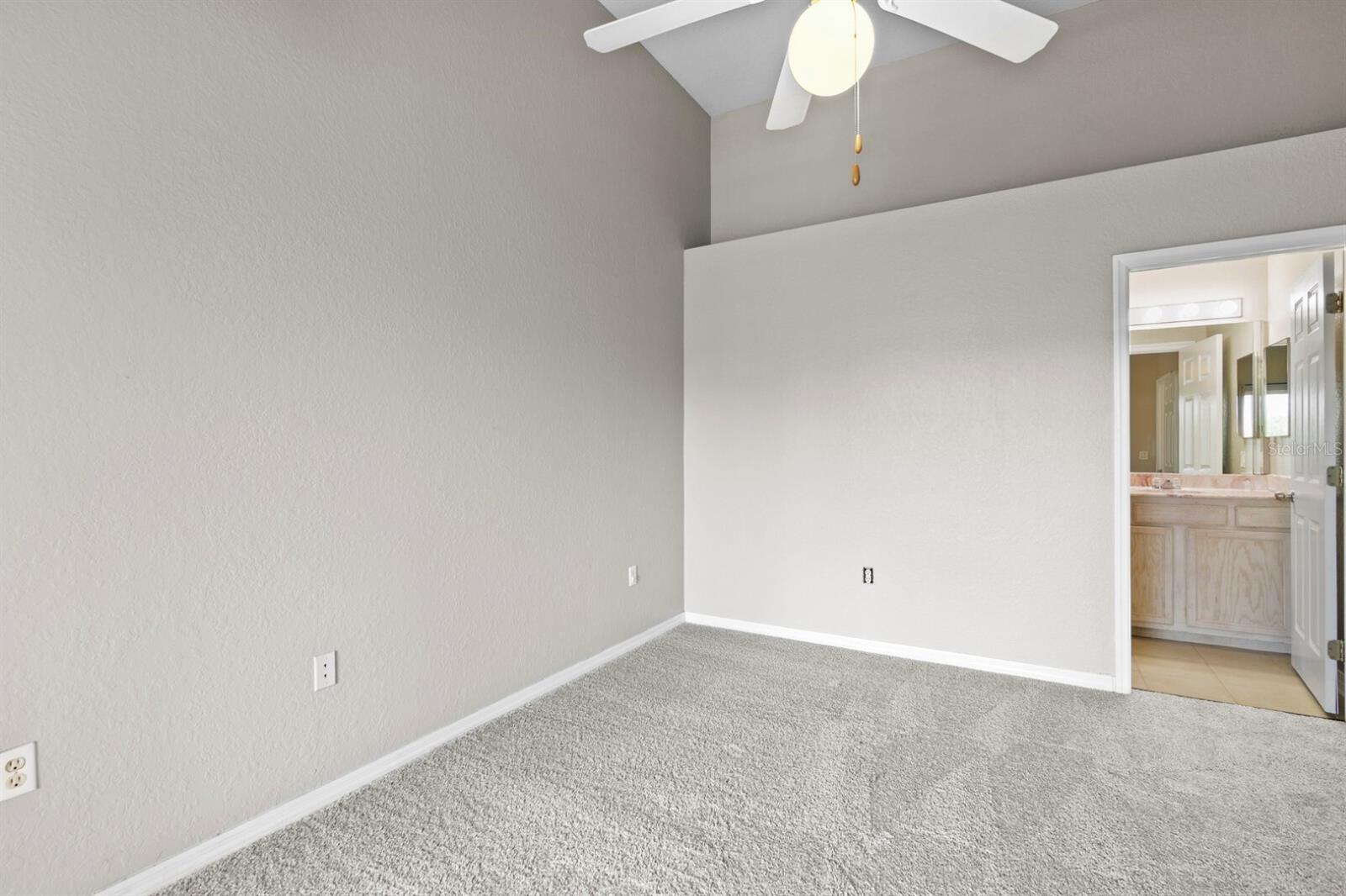 SUNRIDGE OF TAMPA BAY A CONDOM - Residential