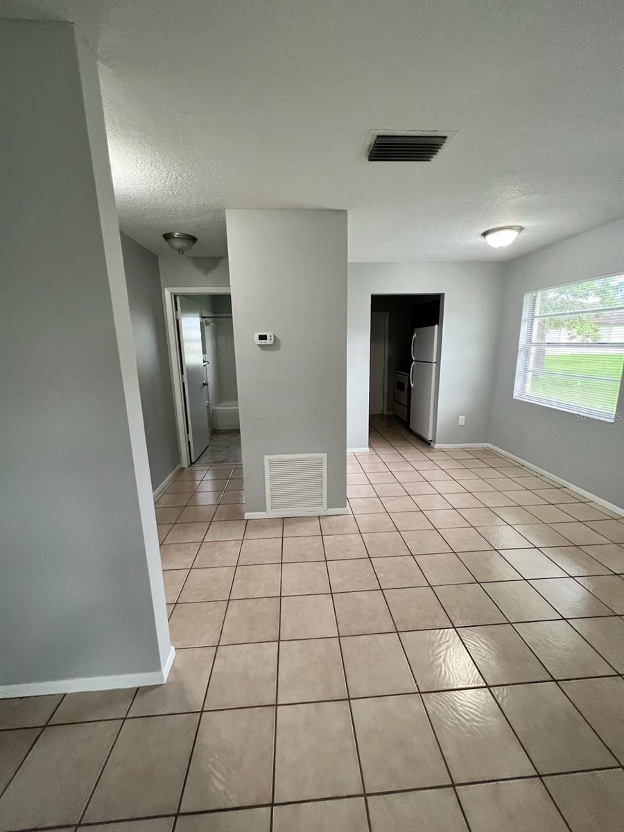 LINCOLN TERRACE - Residential Lease