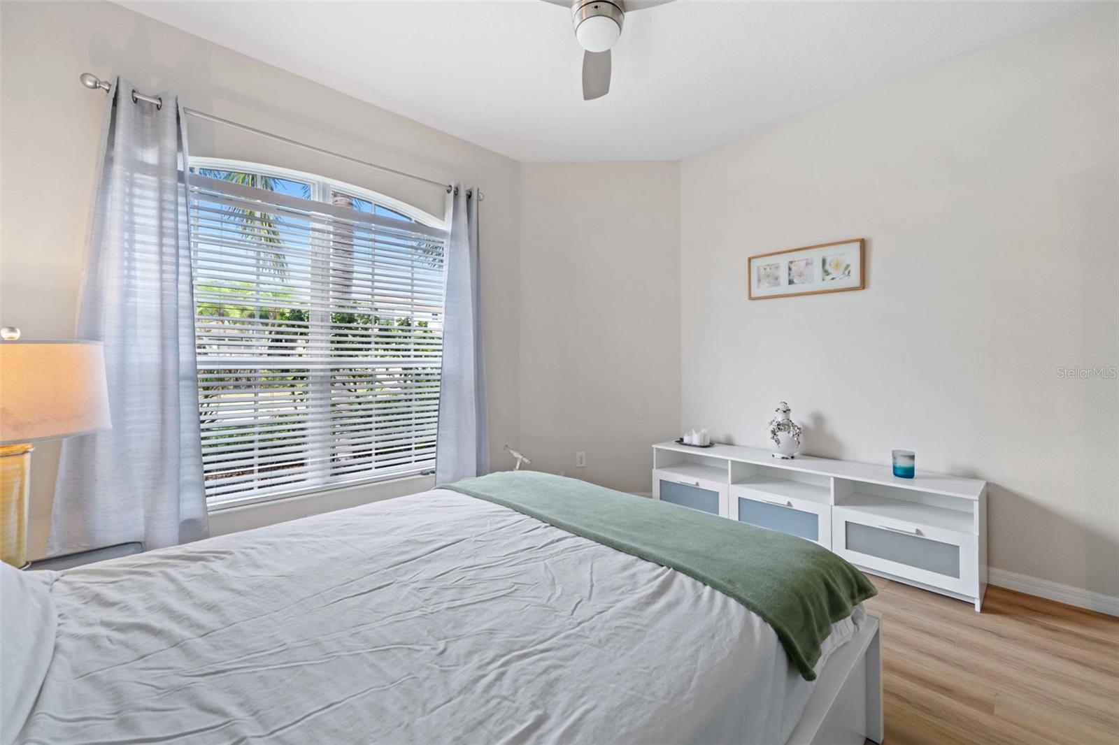 VILLAGES AT PINETREE SPRUCE PI - Residential
