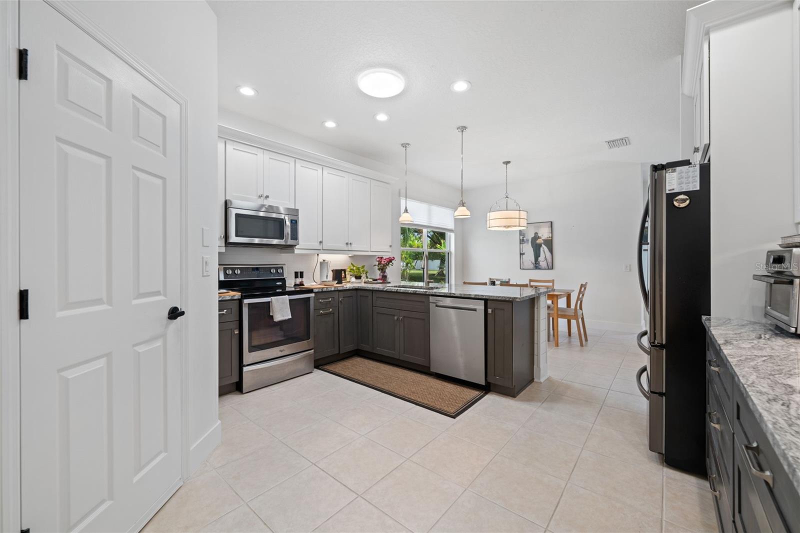 VILLAGES AT PINETREE SPRUCE PI - Residential