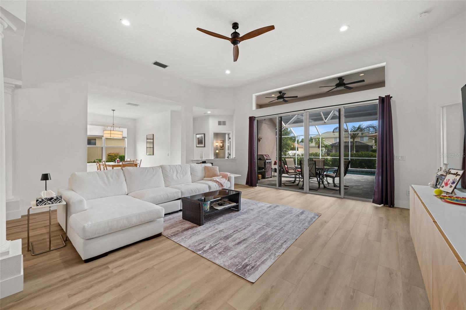 VILLAGES AT PINETREE SPRUCE PI - Residential