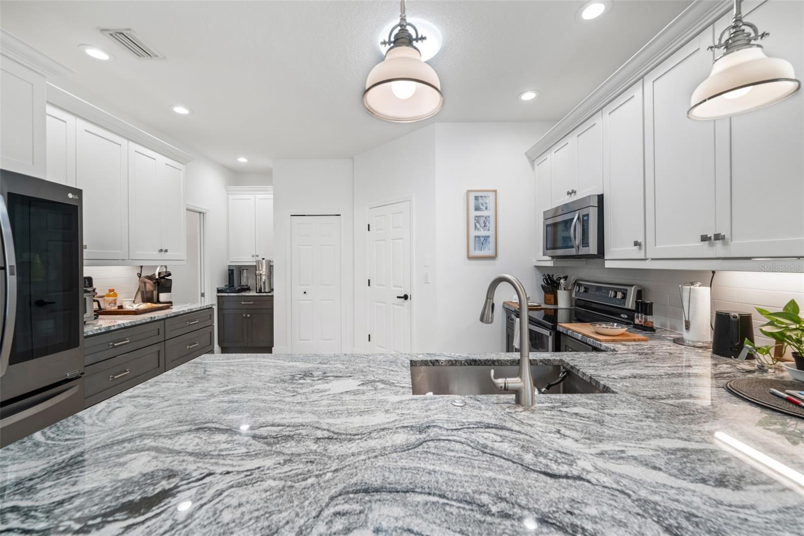 VILLAGES AT PINETREE SPRUCE PI - Residential