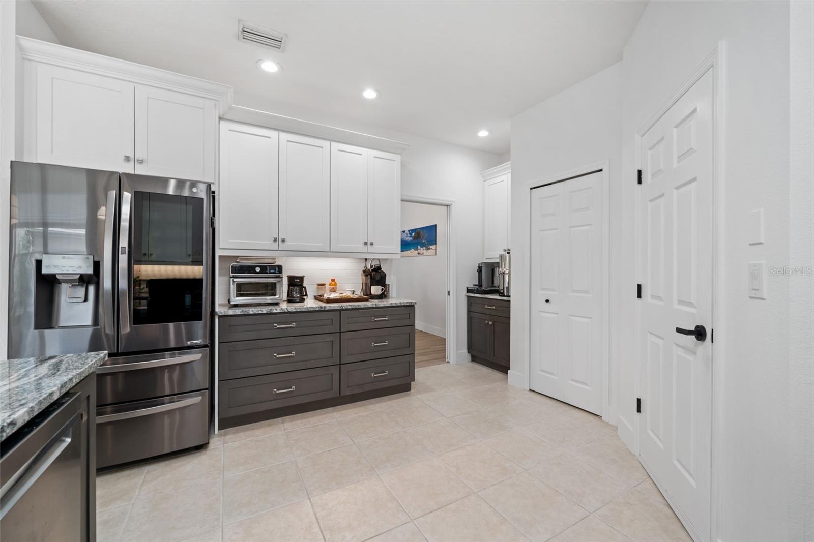 VILLAGES AT PINETREE SPRUCE PI - Residential