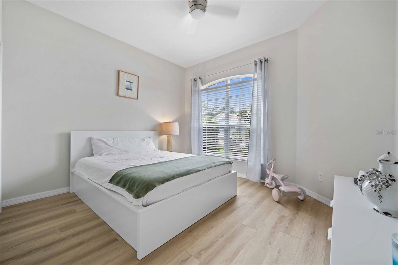 VILLAGES AT PINETREE SPRUCE PI - Residential