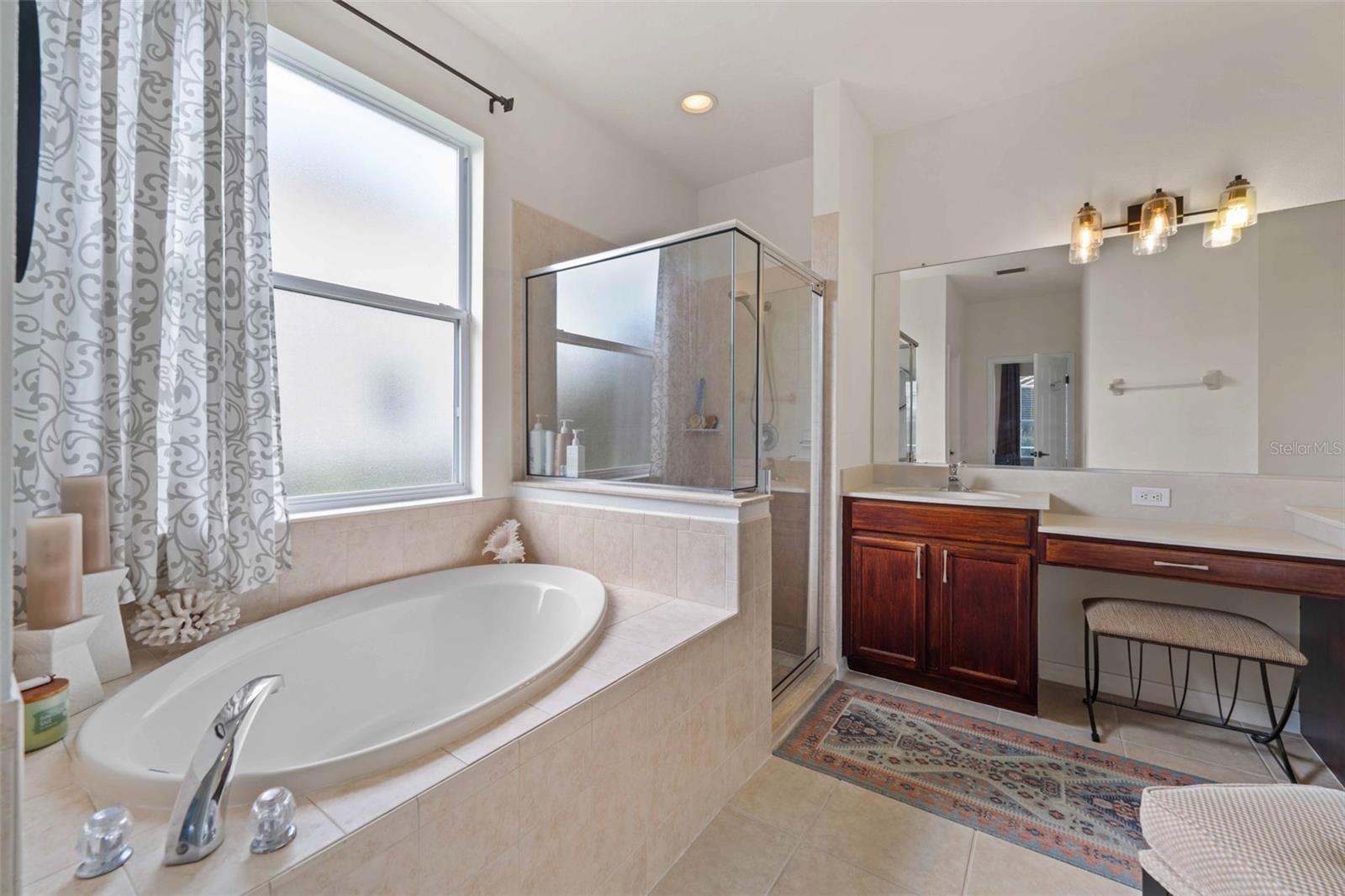 VILLAGES AT PINETREE SPRUCE PI - Residential