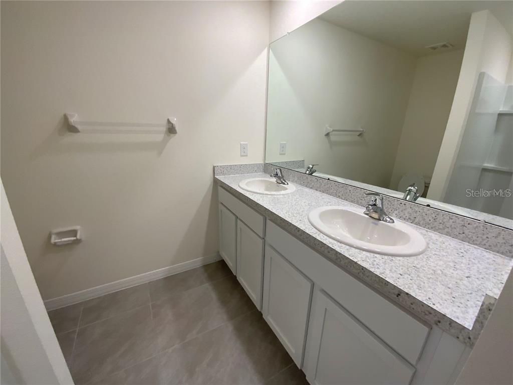 HARVEST RIDGE - Residential Lease