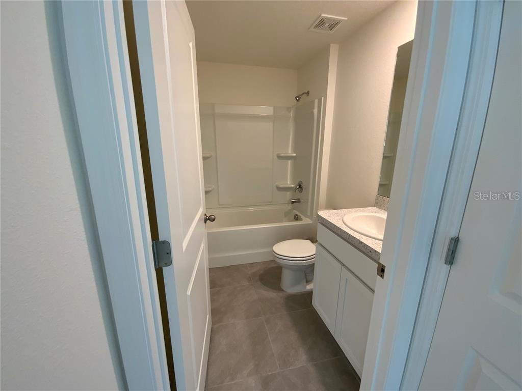 HARVEST RIDGE - Residential Lease