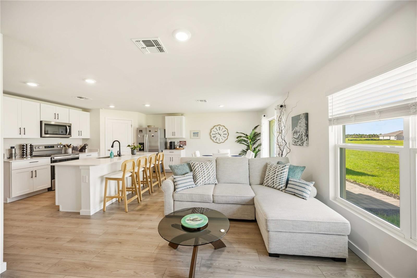 CENTRAL PARC PH 1 - Residential