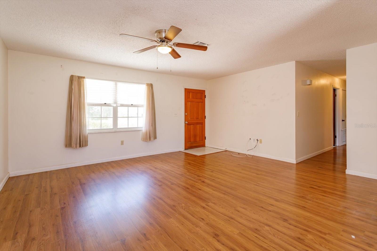 LAKE MARY - Residential