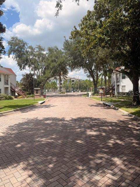 LEXINGTON PLACE CONDO - Residential