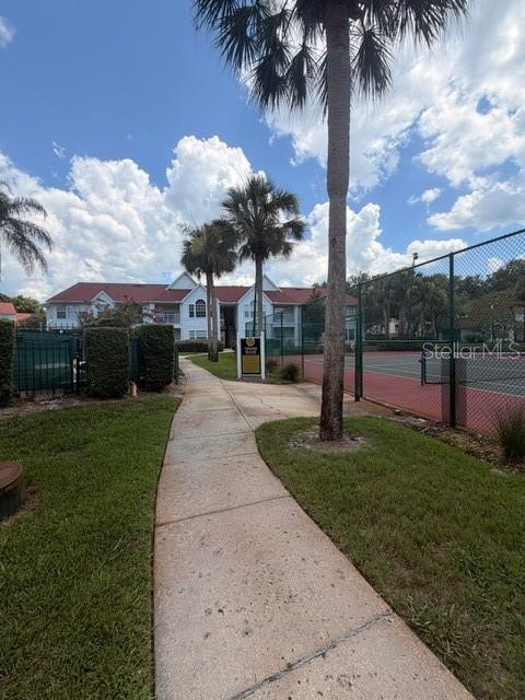 LEXINGTON PLACE CONDO - Residential
