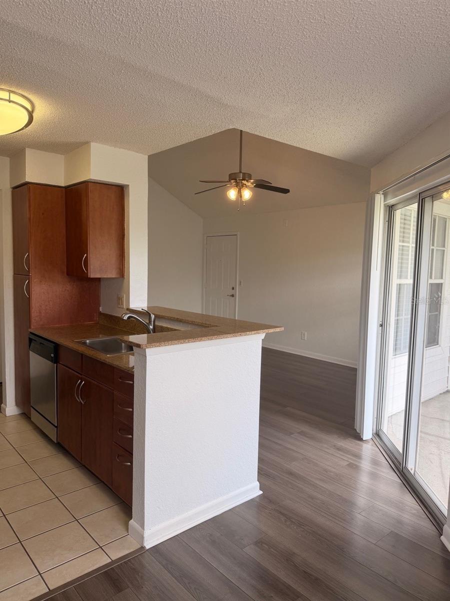 LEXINGTON PLACE CONDO - Residential