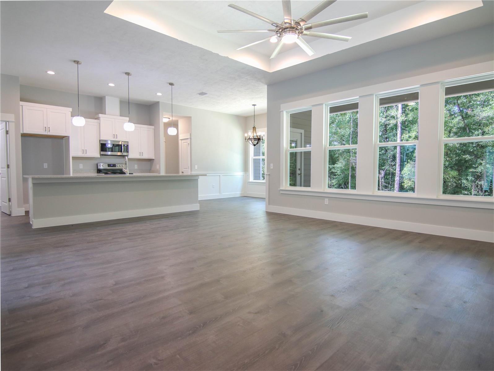 EMERALD COVE - Residential