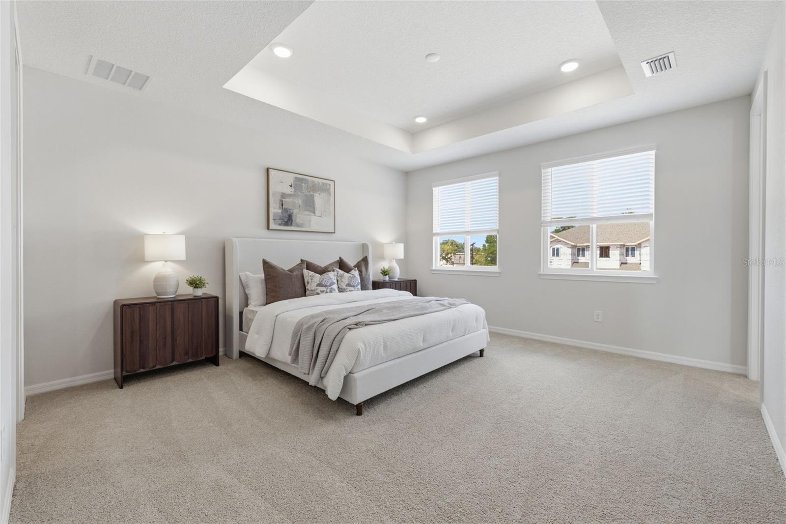 RIVER OAKS TOWNHOMES LLC - Residential