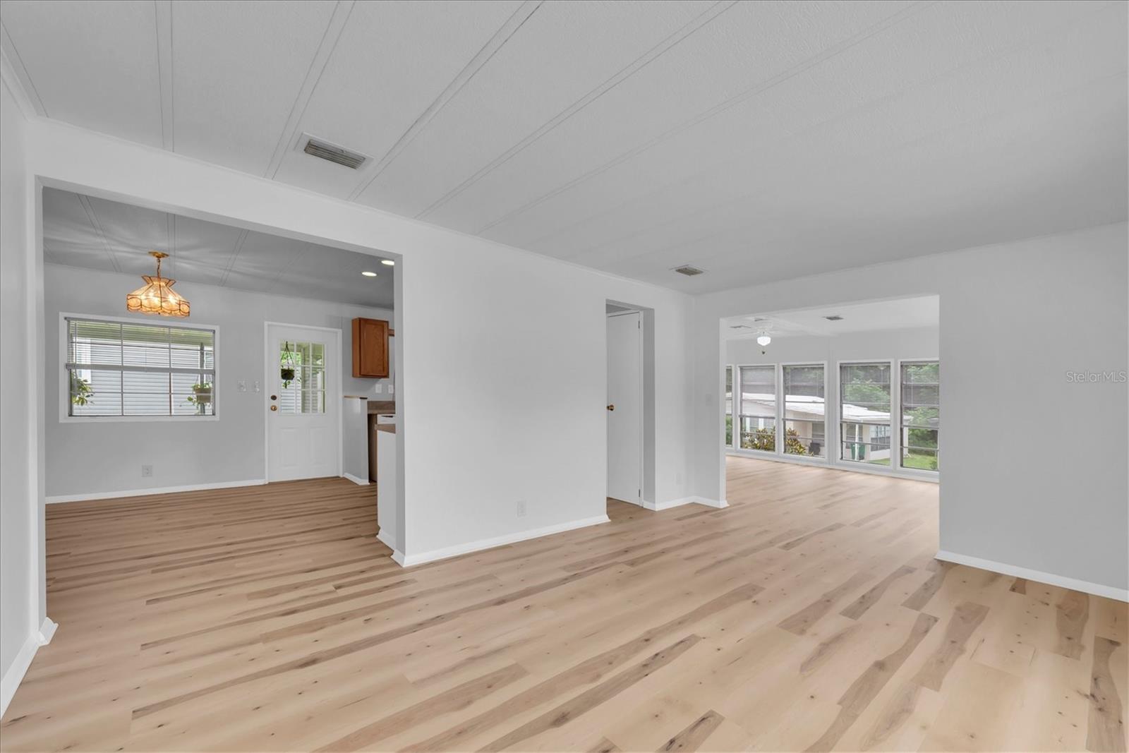 BRIAR CREEK MOBILE HOME COMMUNITY I CONDO - Residential