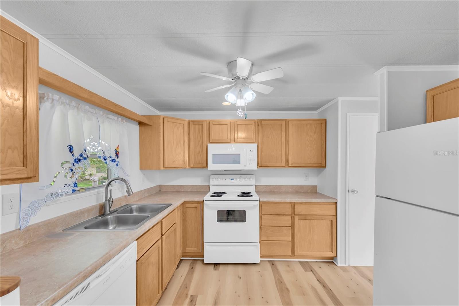BRIAR CREEK MOBILE HOME COMMUNITY I CONDO - Residential