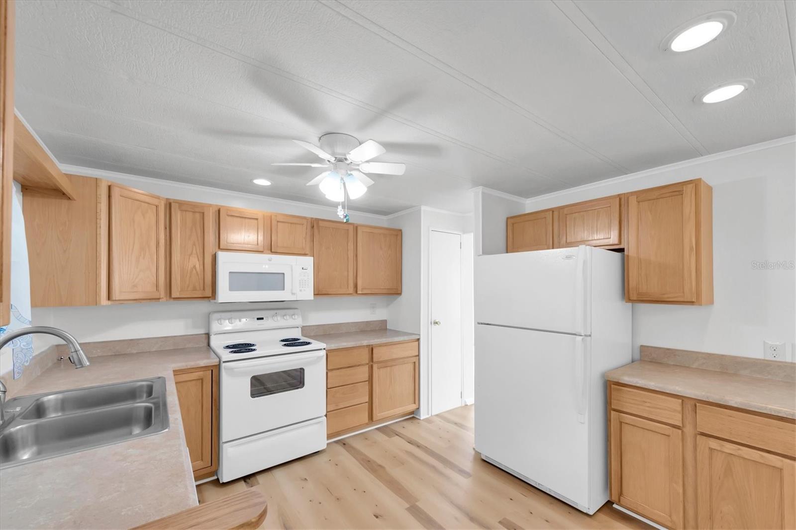 BRIAR CREEK MOBILE HOME COMMUNITY I CONDO - Residential