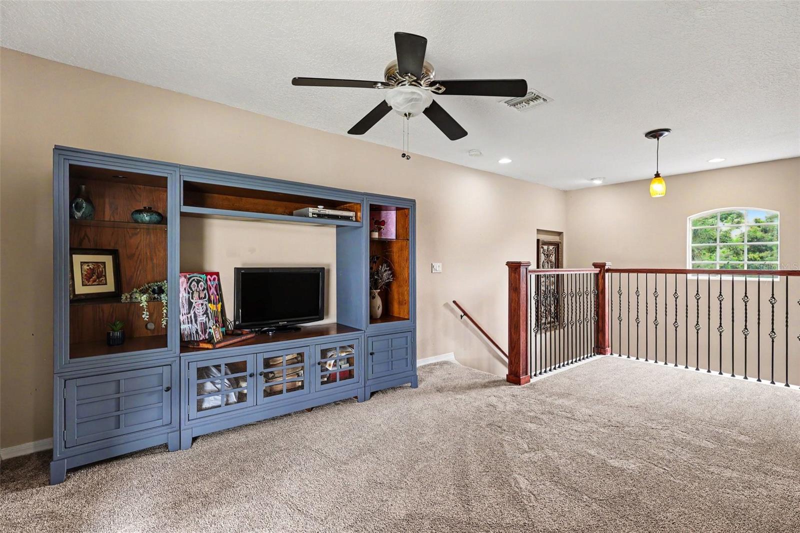 SHERIDAN WOODS - Residential