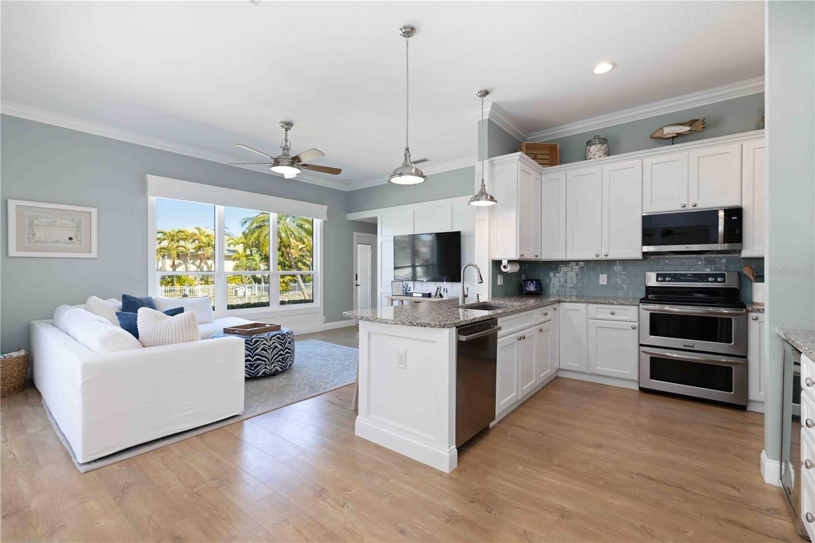 RIVERDALE REV - Residential