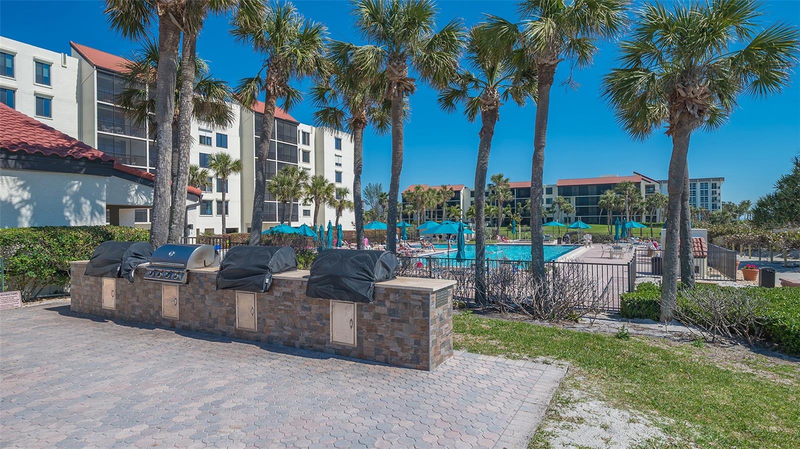 SEAPLACE VI - Residential