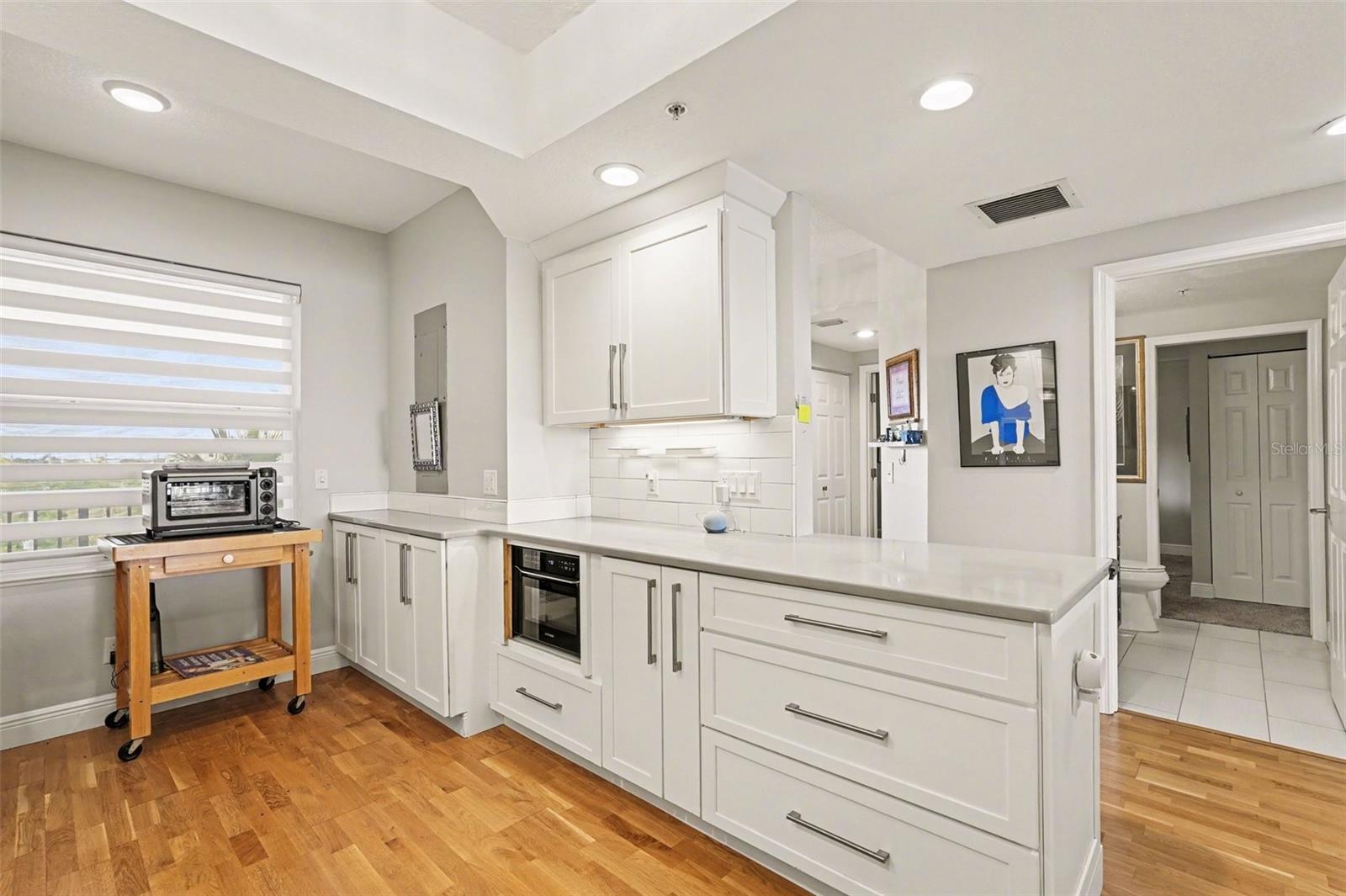 OLEANDER POINTE CONDO PH 02 - Residential
