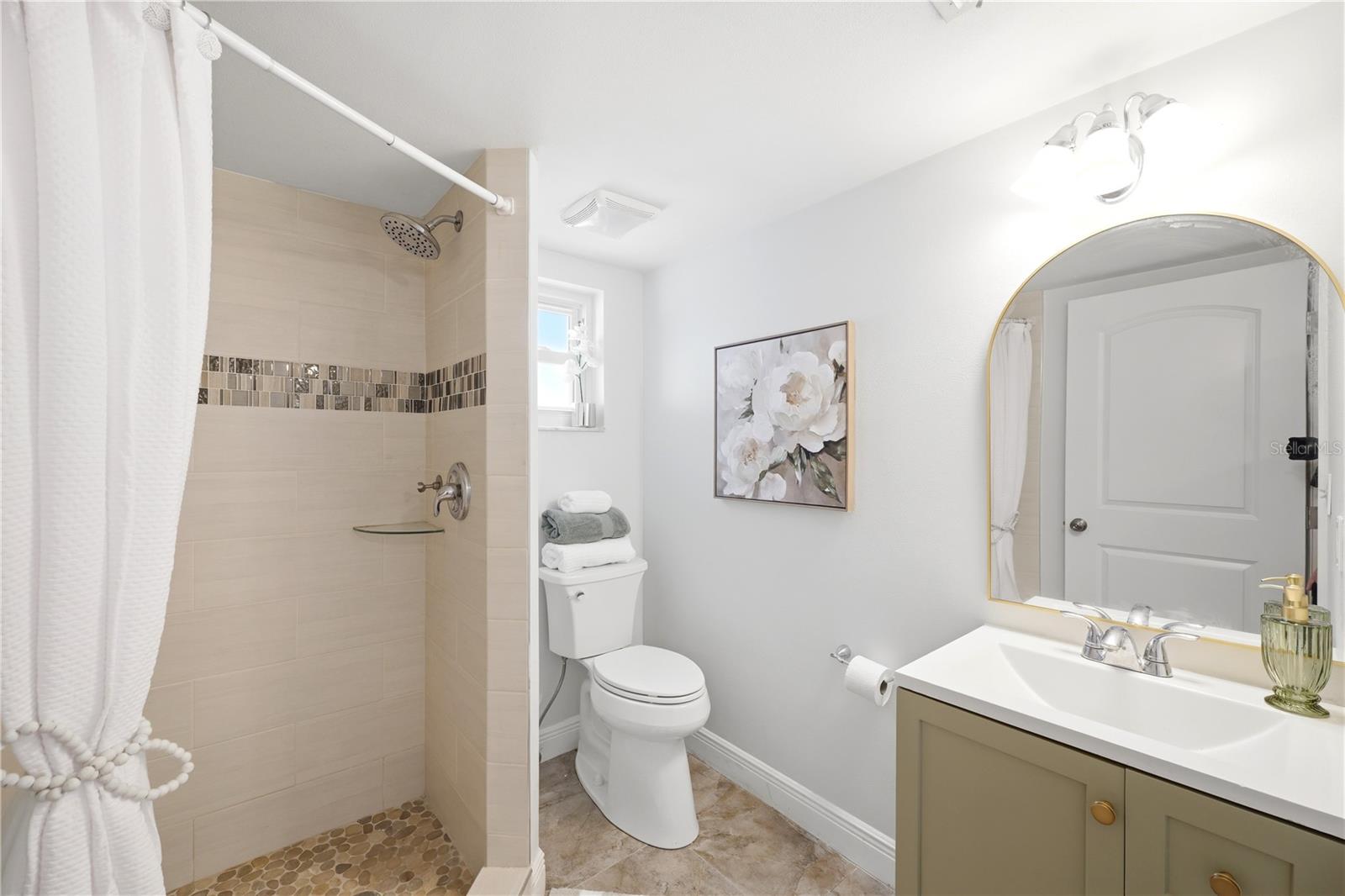 SPANISH OAKS - Residential