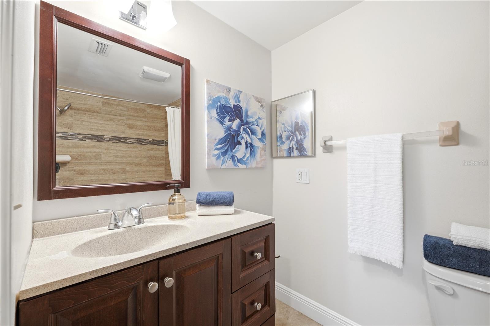 SPANISH OAKS - Residential
