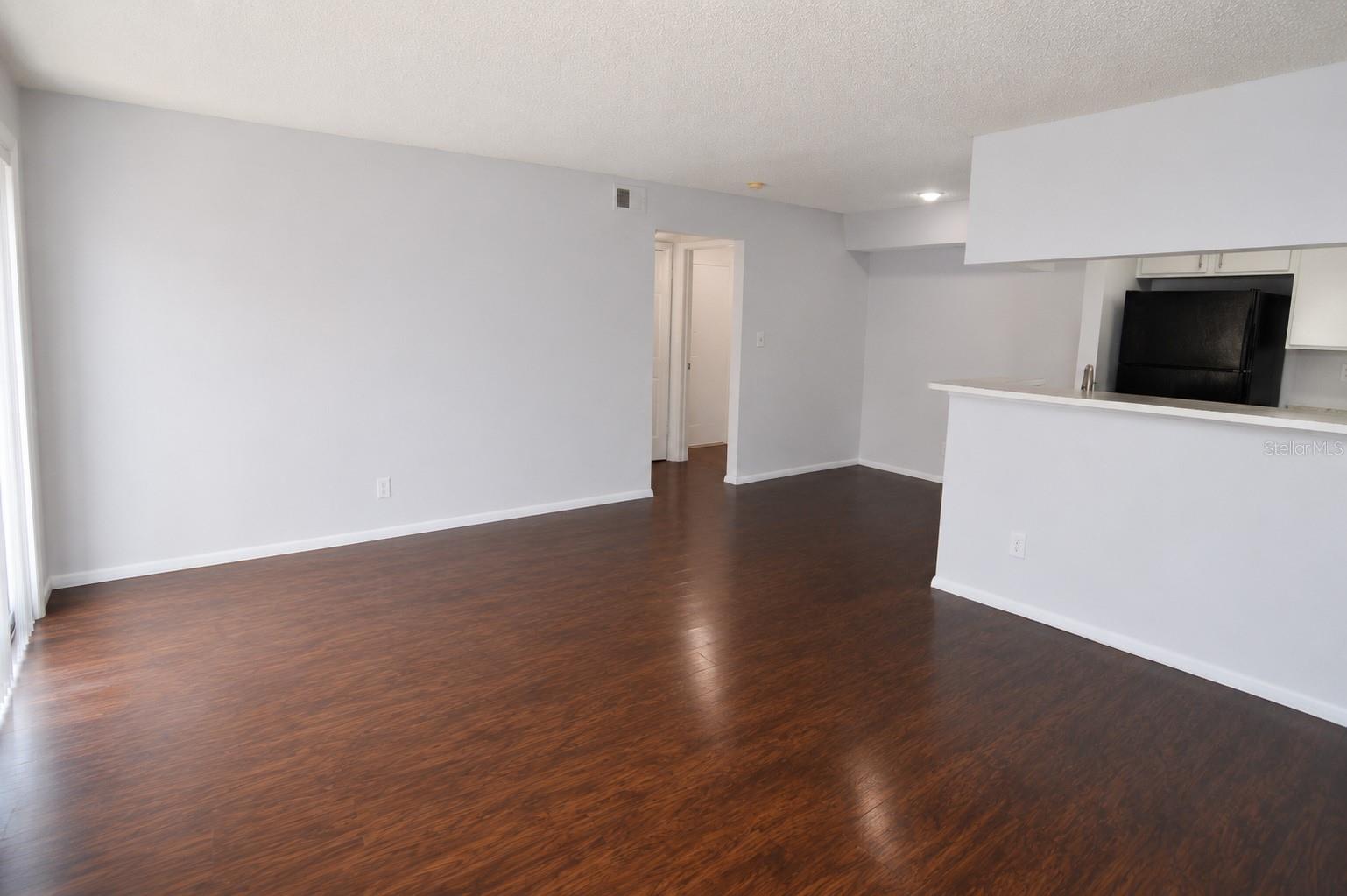 THE GRAND RESERVE CONDO - Residential Lease