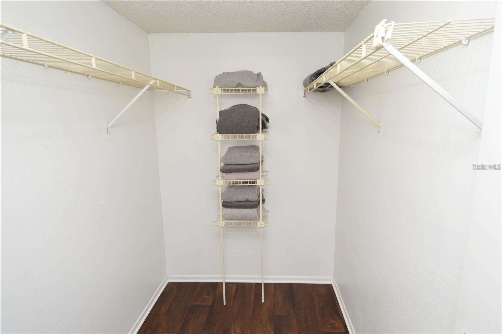 THE GRAND RESERVE CONDO - Residential Lease