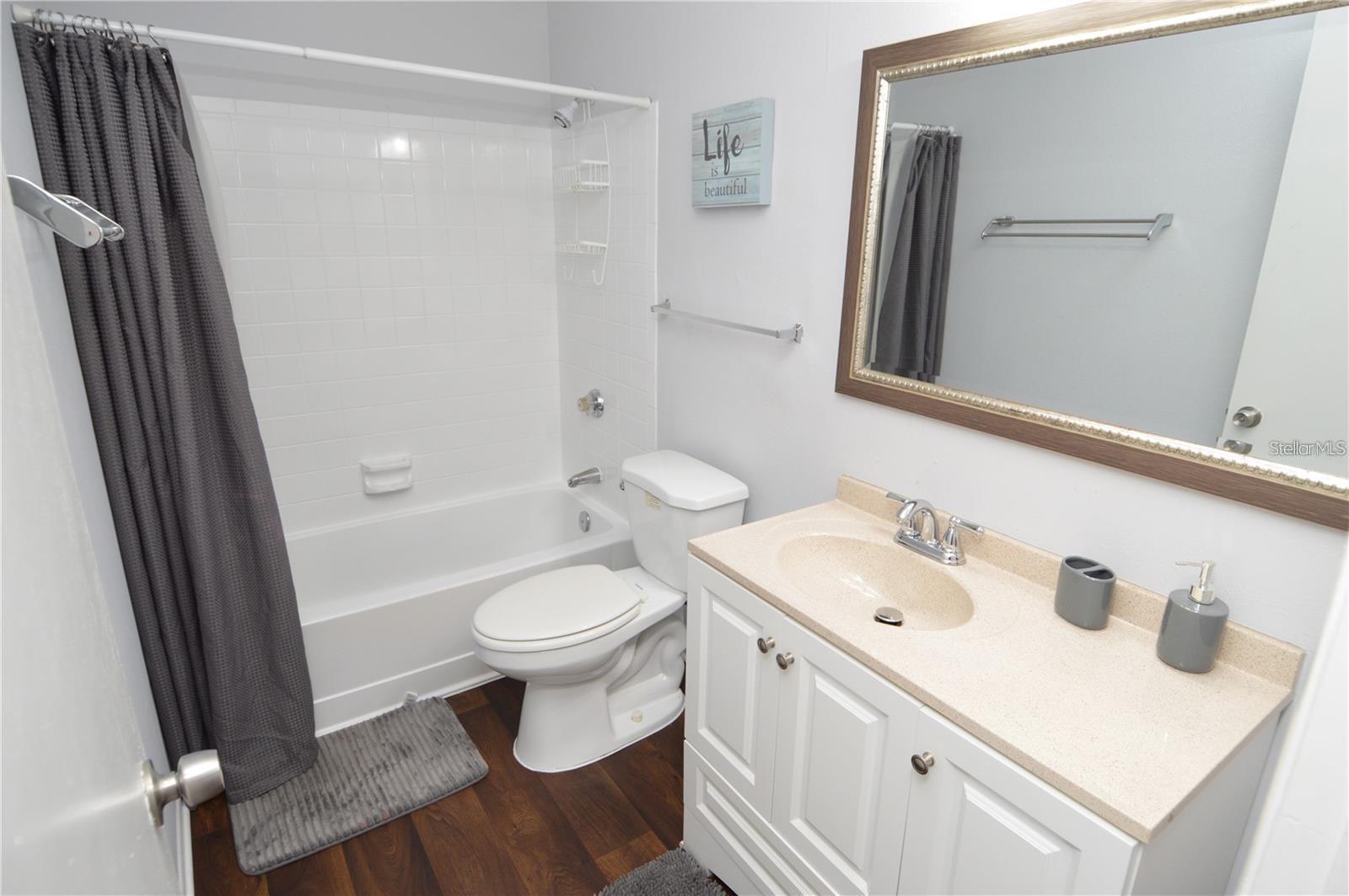 THE GRAND RESERVE CONDO - Residential Lease