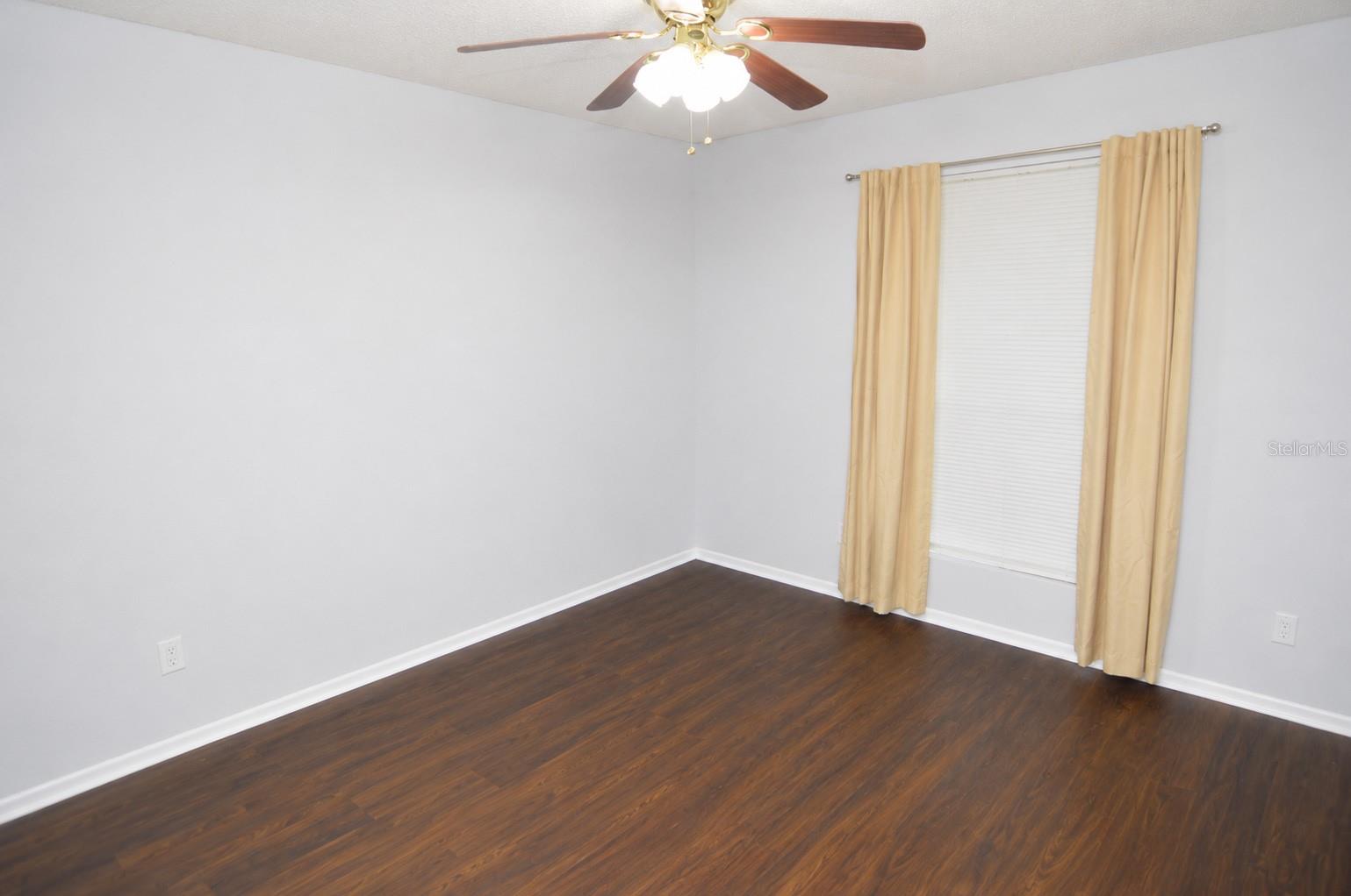 THE GRAND RESERVE CONDO - Residential Lease