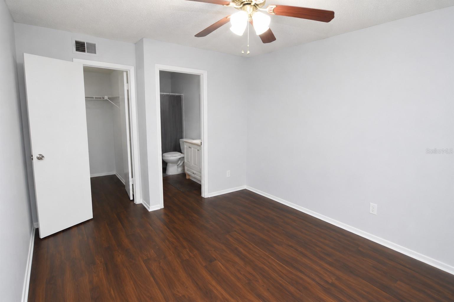 THE GRAND RESERVE CONDO - Residential Lease