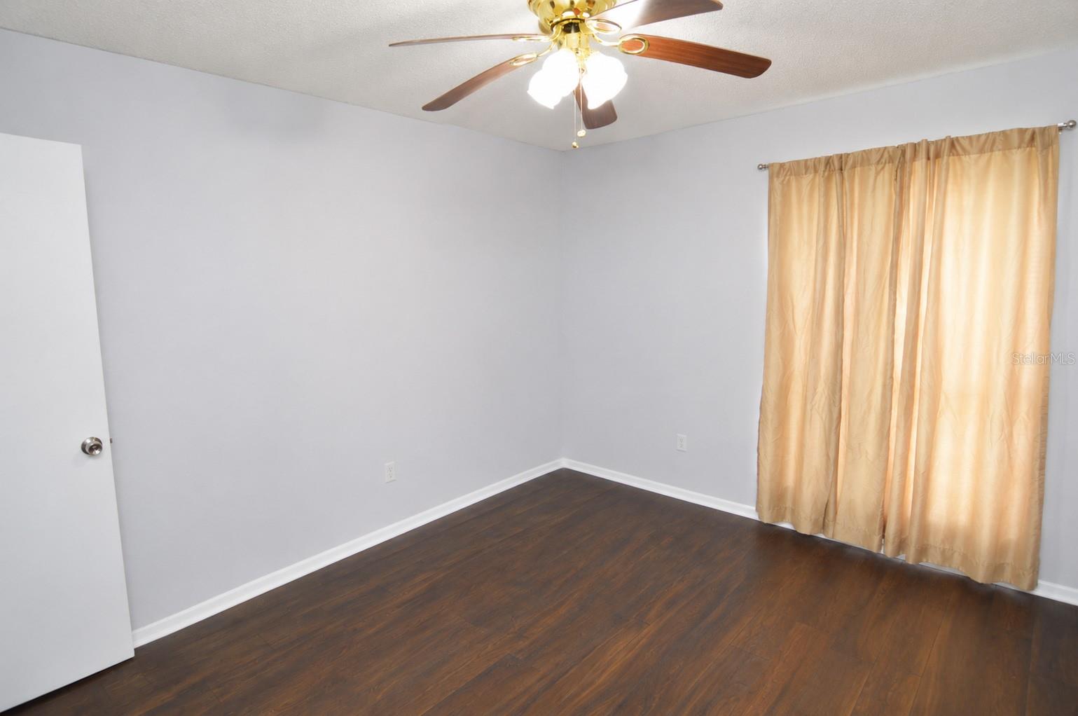 THE GRAND RESERVE CONDO - Residential Lease