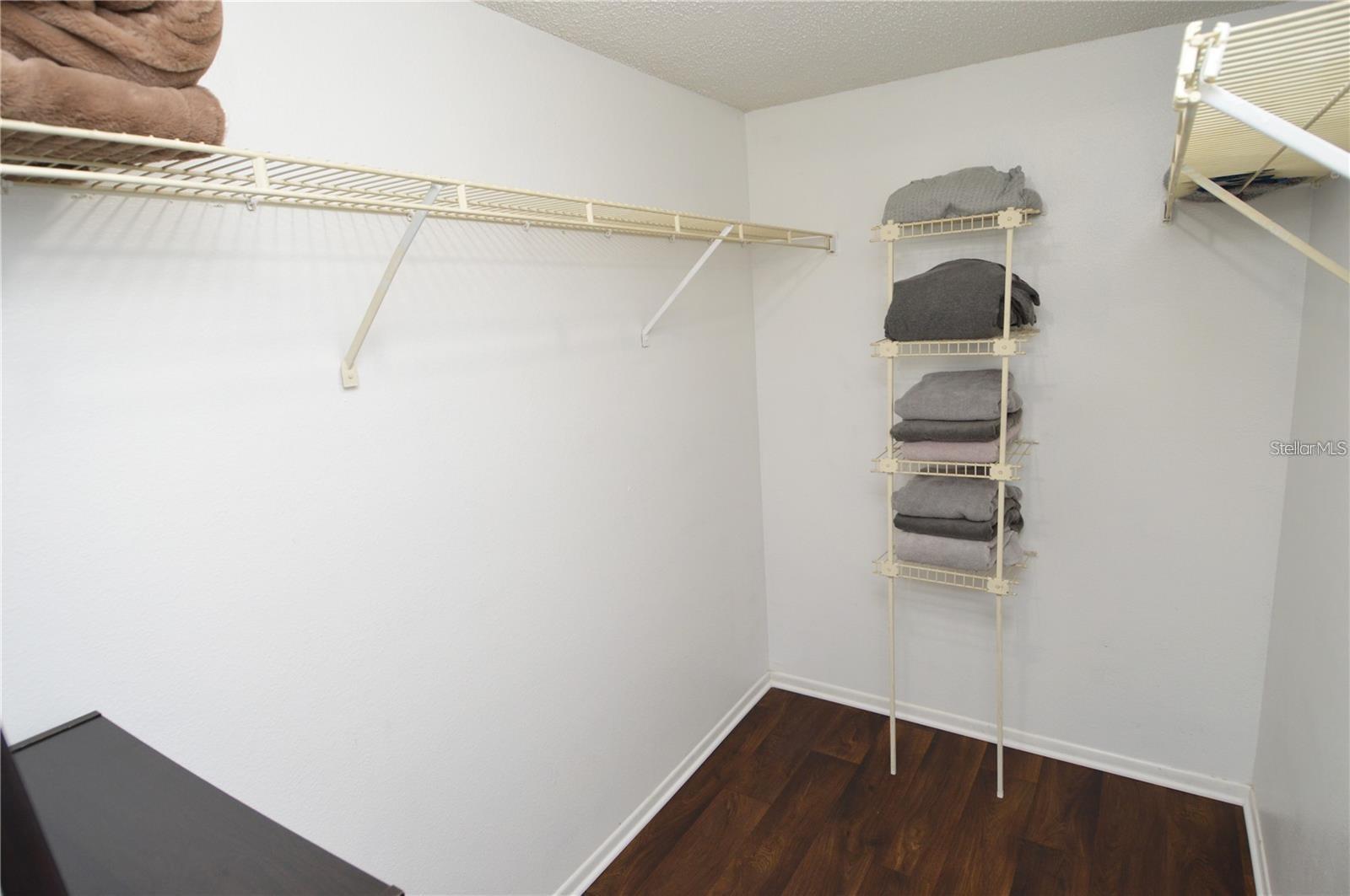 THE GRAND RESERVE CONDO - Residential Lease