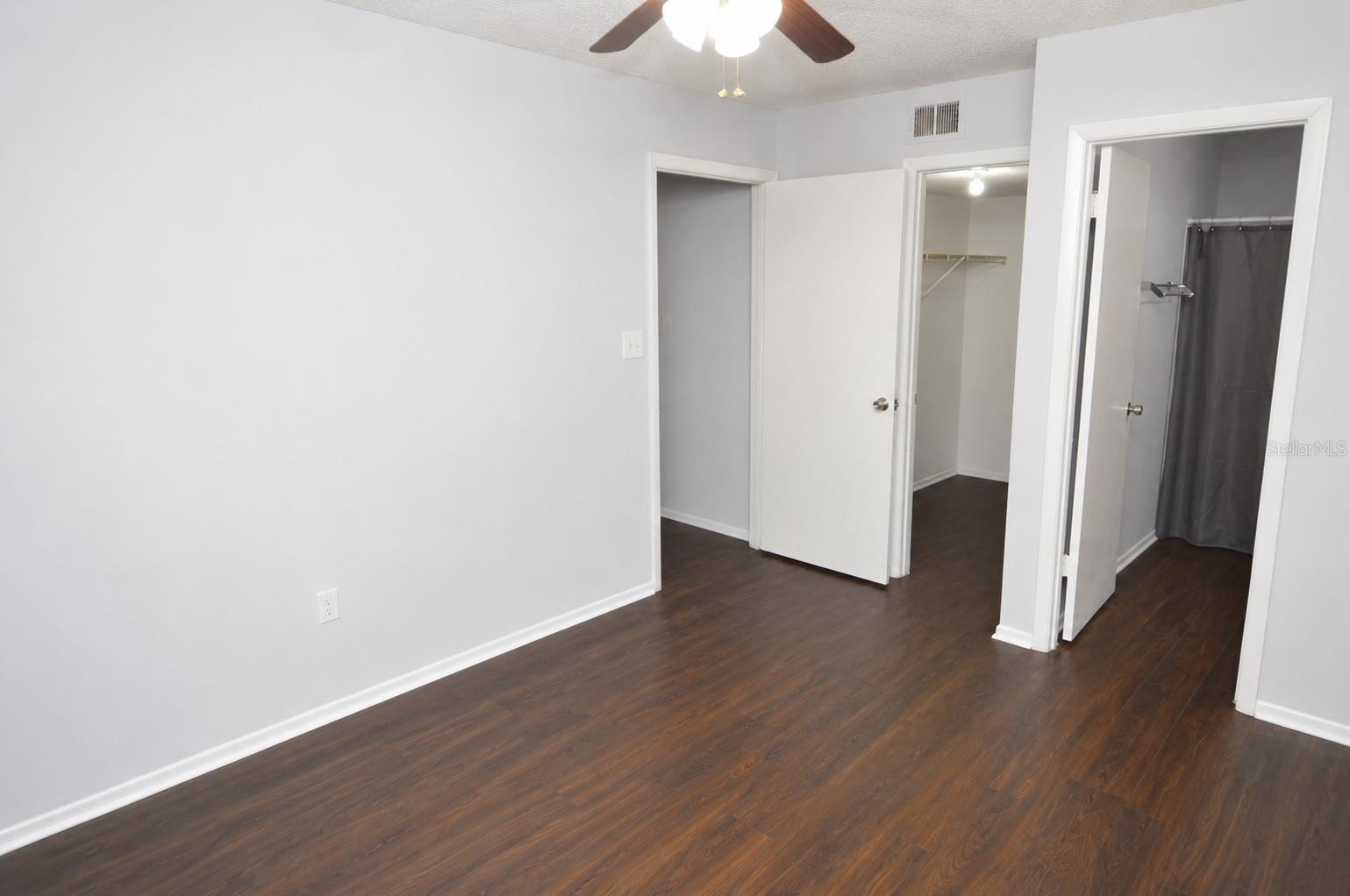 THE GRAND RESERVE CONDO - Residential Lease