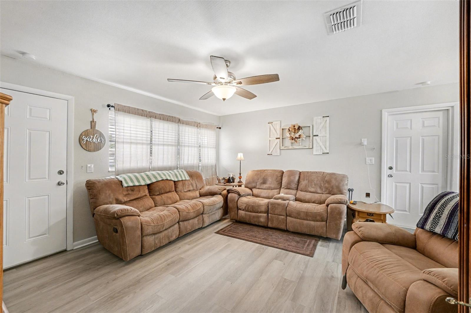 LAKEVIEW PARK - Residential