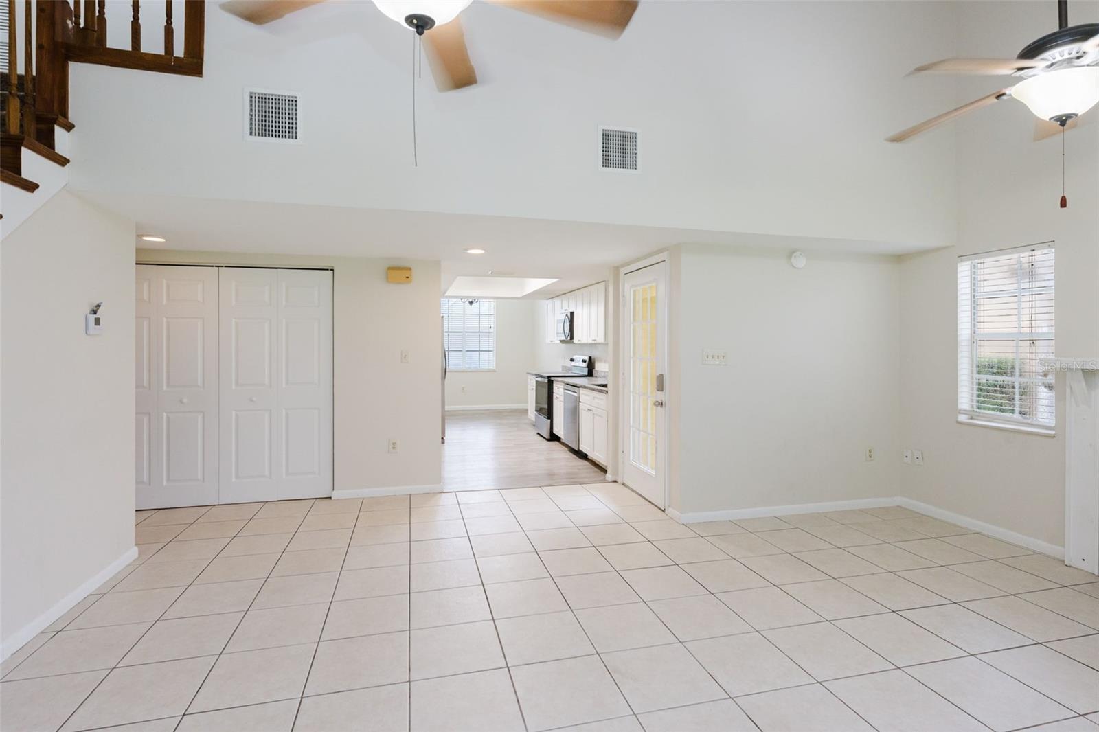 PINE GROVE CONDO AT BLOOMINGDALE - Residential