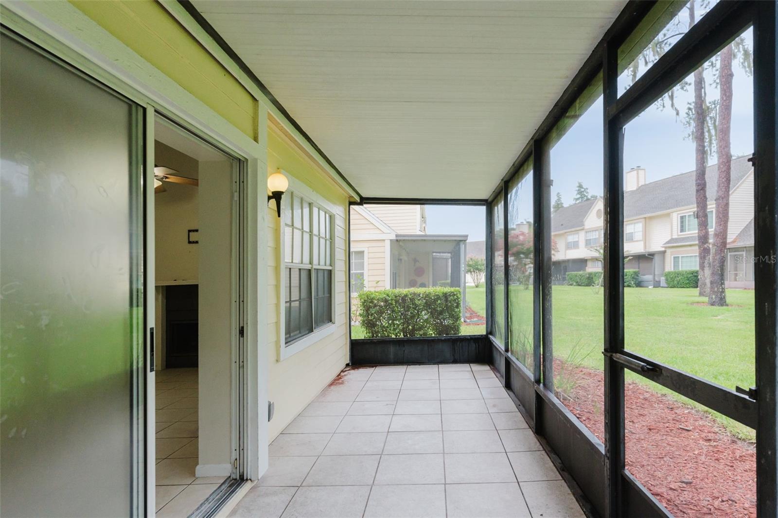 PINE GROVE CONDO AT BLOOMINGDALE - Residential