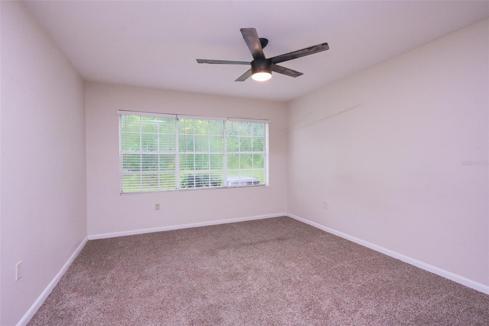 PINE GROVE CONDO AT BLOOMINGDALE - Residential